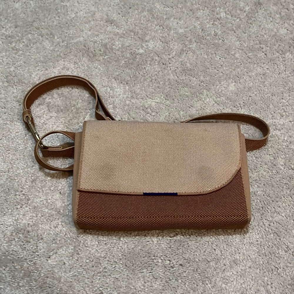 Rothy’s belt bag in biscotti brown.